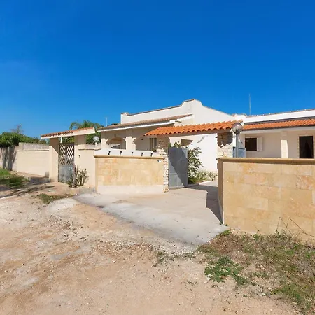 I Doni Della Luna By Barbarhouse Holiday home Porto Cesareo